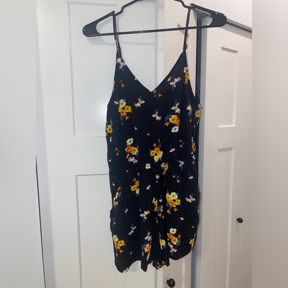 H&M romper 8 floral